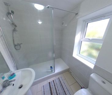 Orchard Lodge, Hyde Park, LS6 2EN, Leeds - Photo 6