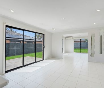 41 Belvedere Drive, Pakenham VIC 3810 - House For Rent | Domain - Photo 1