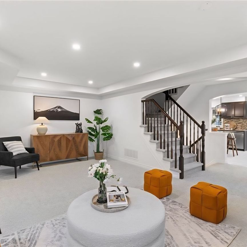 For Lease - 716 Maloja Way, Stittsville - Munster - Richmond, Ontario - Photo 1