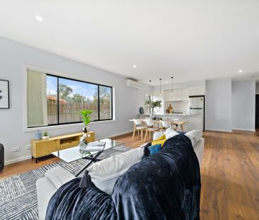 North Facing Living - Photo 2