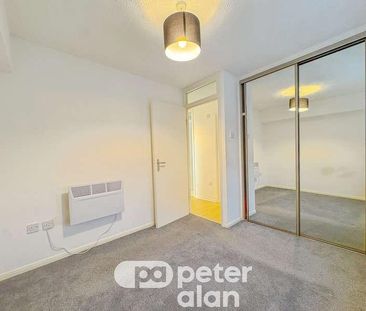 Felbridge Close, Atlantic Wharf, Cardiff, CF10 - Photo 5