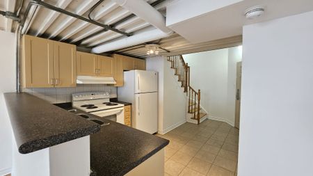 For Lease - 800 Lansdowne Avenue Unit# 215, Toronto, Ontario - Photo 3