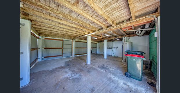 BEACH COTTAGE - COCONUTS - Photo 1