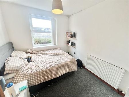 2 bedroom house share to rent - Photo 4