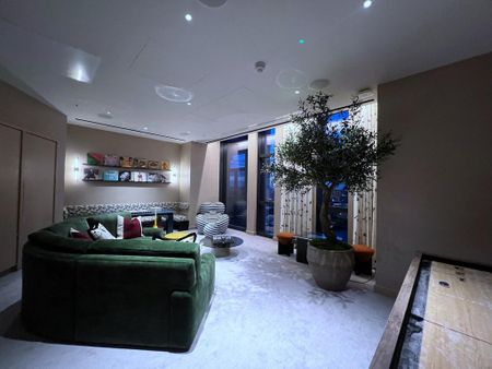 3 bedroom apartment to rent - Photo 4