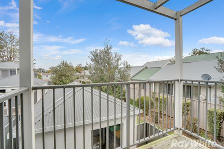 Home For Rent - Photo 4