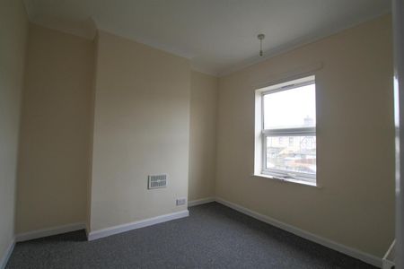 Clemence Street, Lowestoft - Photo 2