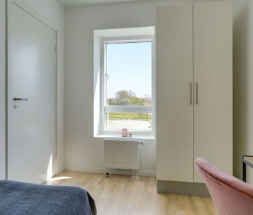 Moderne lejebolig i Odense M med stor tagterrasse - perfekt til den... - Foto 4