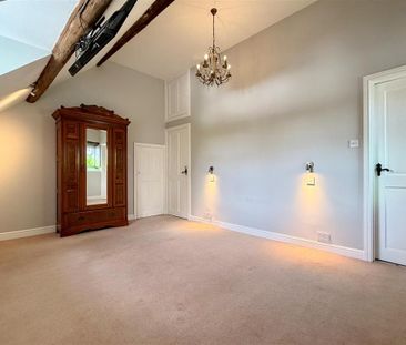 3 bedroom semi-detached house to rent - Photo 2