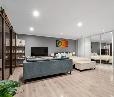 Petersham - Photo 5
