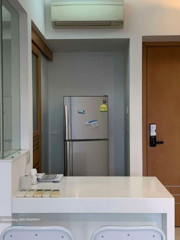 The Quartz (D19), Condominium - For Rent - Photo 2