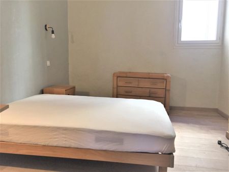 Location Appartement 2 pièces 38m² AIX EN PROVENCE 90ème - Photo 2