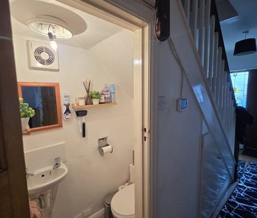 3 Bed Terraced House, Clarendon Road, N18 - Photo 6