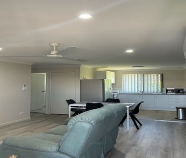 Renovated Newtown Gem - Photo 2