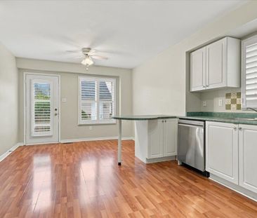 For Lease - 2212 Westoak Trails Boulevard, Oakville, Ontario - Photo 5