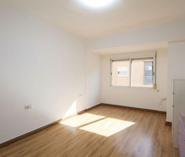 Bright and Comfortable Flat for Rent – Ideal for Families - Photo 5