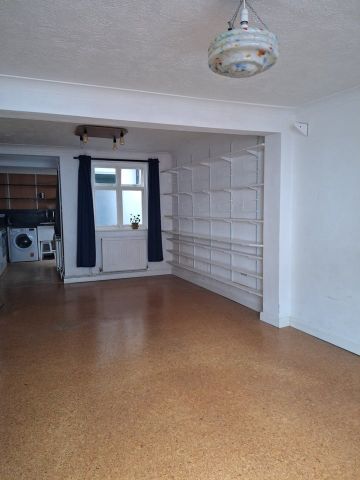 2 Bed Terraced House, Kemp Street, BN1 - Photo 4