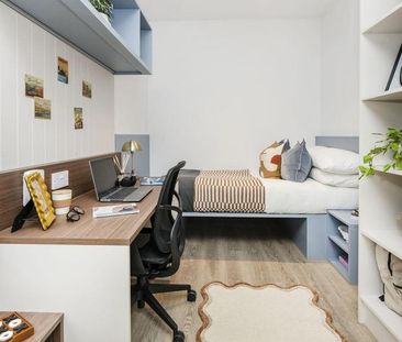 1 bedroom in a flat share to rent - Photo 4