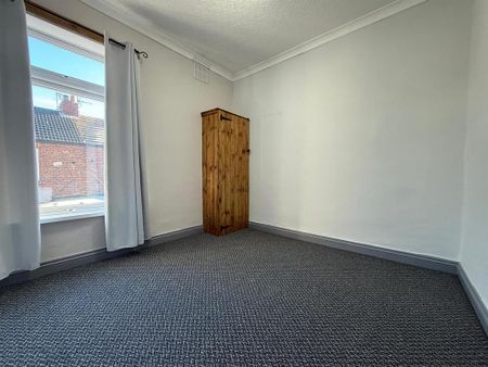 2 bedroom property to rent - Photo 2