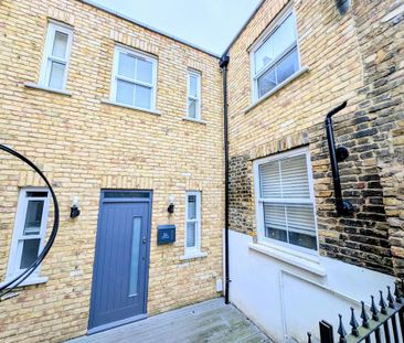 2 bedroom terraced house to rent - Photo 2