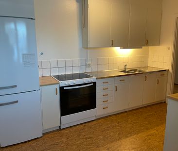 Bergsvägen, Fellingsbro - Photo 2