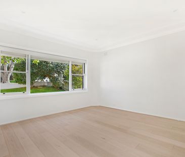 Grand Freestanding Family Home with Expansive Views in a Coveted Cu... - Photo 2