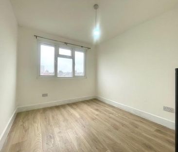 4 bedroom house to rent - Photo 2