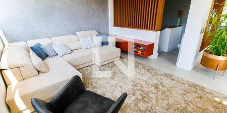 Apartamento para alugar com 130m², 2 quartos e 2 vagas - Foto 3