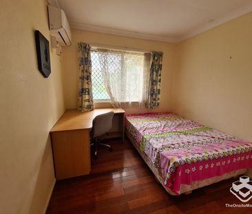 Full Furnished 4 Bedrooms in Shared House - Photo 5