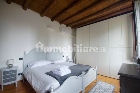 Bilocale via Guglielmo Marconi 11, Negrar, Negrar di Valpolicella - Photo 2