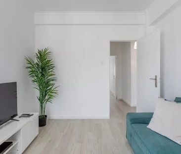 Avenida do Brasil, Amadora, Lisbon 2700-133 - Photo 6