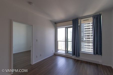 4650 Brentwood Boulevard condo — Burnaby, BC (2-Bedroom) - 2 Bedroom - Photo 2