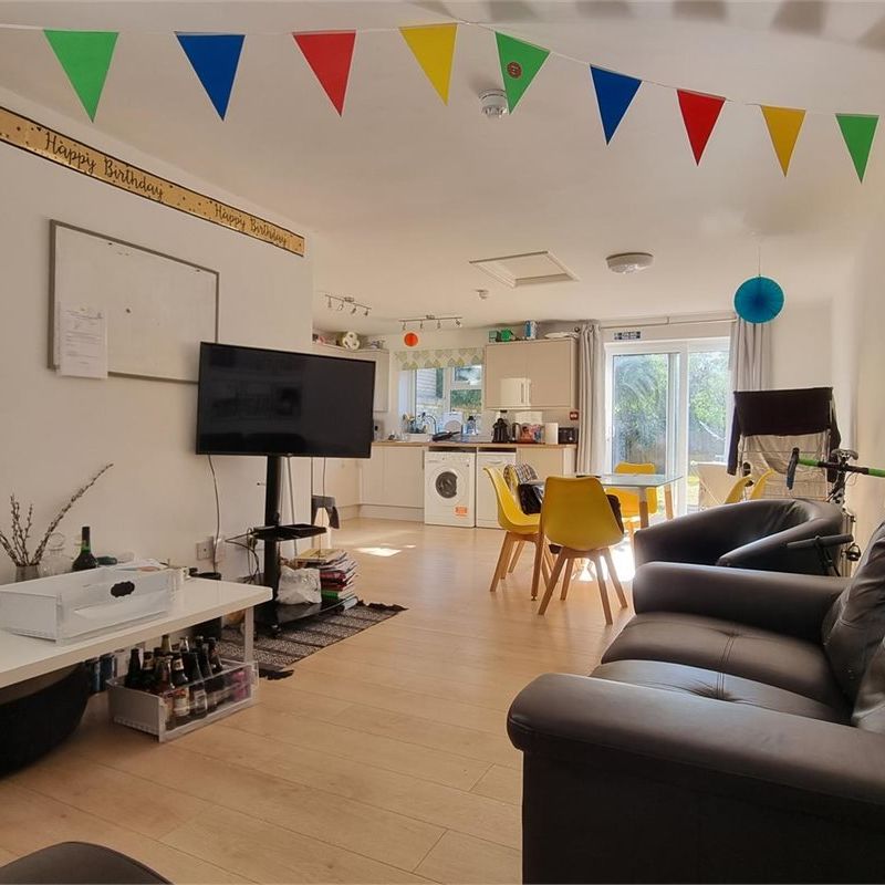 Room 5, 68 Garden Walk, Cambridge - Photo 1