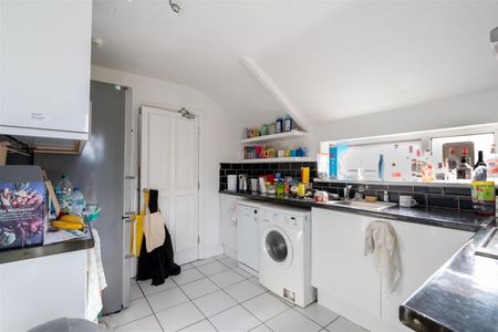 4 bed apartment to rent in Grosvenor Place, Jesmond, NE2 - Photo 5