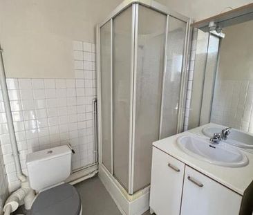 Location Appartement 2 pièces 39m² CLERMONT FERRAND 63100 - Photo 6