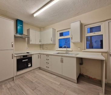 37 Talbot Street, Newtownards, BT23 4EG - Photo 5