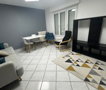 Appartement à louer 4 pièces • Reims - Photo 1