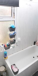 Room For Rent Wood Road, Pontypridd - Photo 4