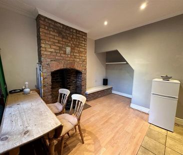 2 bedroom detached house to rent - Photo 3