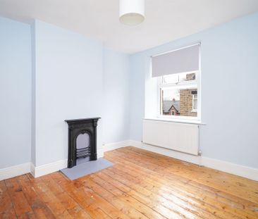 3 bedroom Terraced House to rent - Photo 4