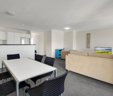 Coastal Living in a Secure 3-Bed Apartment - Photo 4