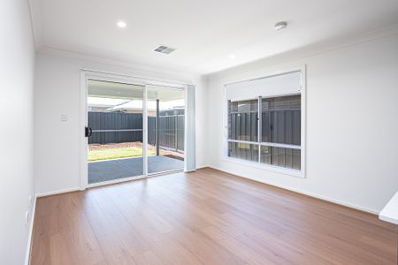 18 Oceanic Crescent, Waitpinga SA 5211 - House For Rent | Domain - Photo 2