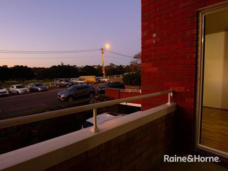 U/219 Darley Road, Queens Park, NSW 2022 - Photo 4