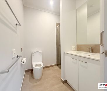 Premium Bedroom with Ensuite $240/week incl. all bills - Photo 6