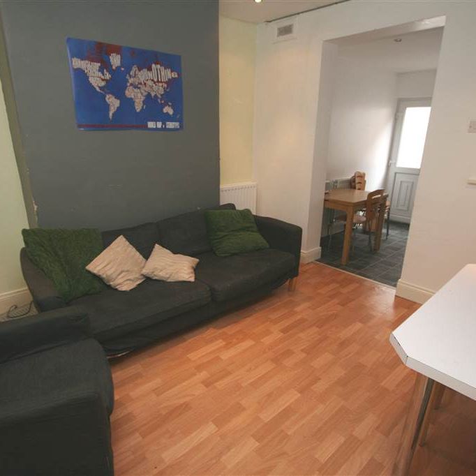 3 Strandview Street, Stranmillis , Belfast, BT9 5FF - Photo 1