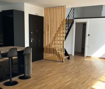 Loft, προς ενοικίαση - 76 τ.μ. - Photo 1