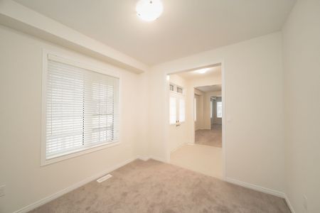 For Lease - 21 Legacy Lane, Thorold, Ontario - Photo 2