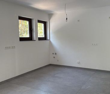 Dachgeschoss Wohnung - Photo 1