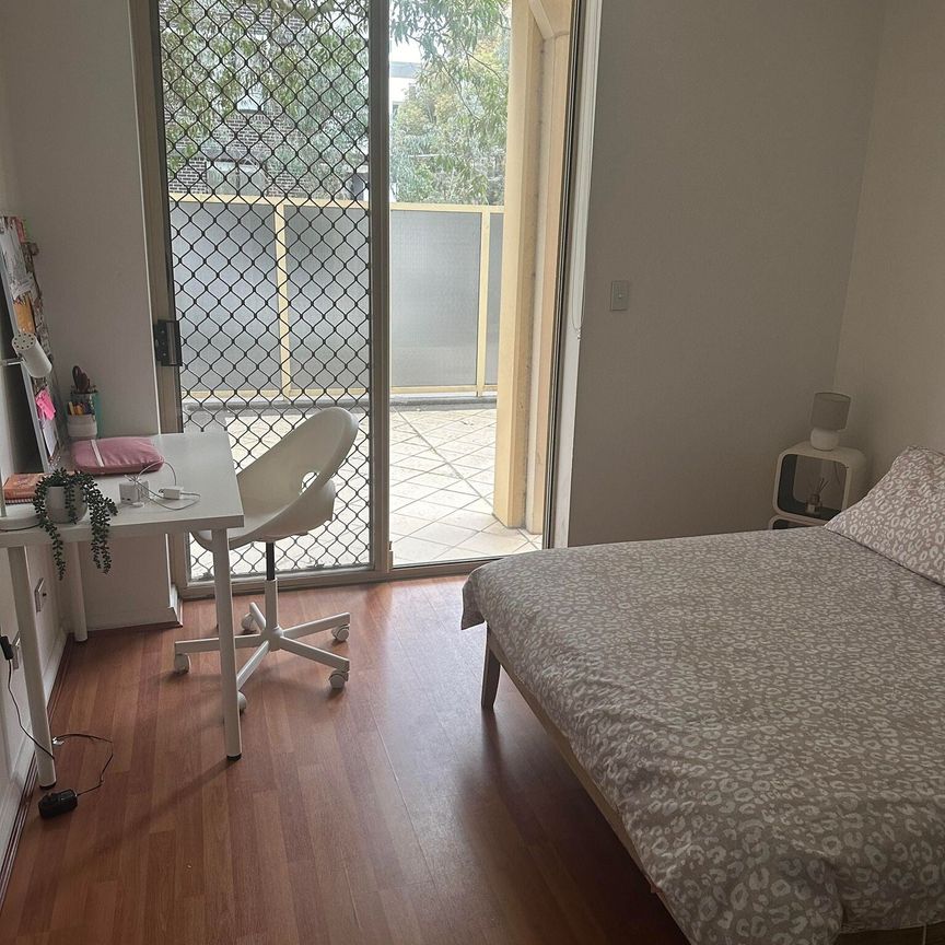 Wolli Creek - Photo 1