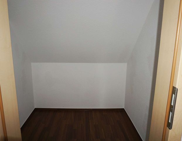 Helle 4-Zimmer Maisonette-Wohnung in Plaue - Photo 1